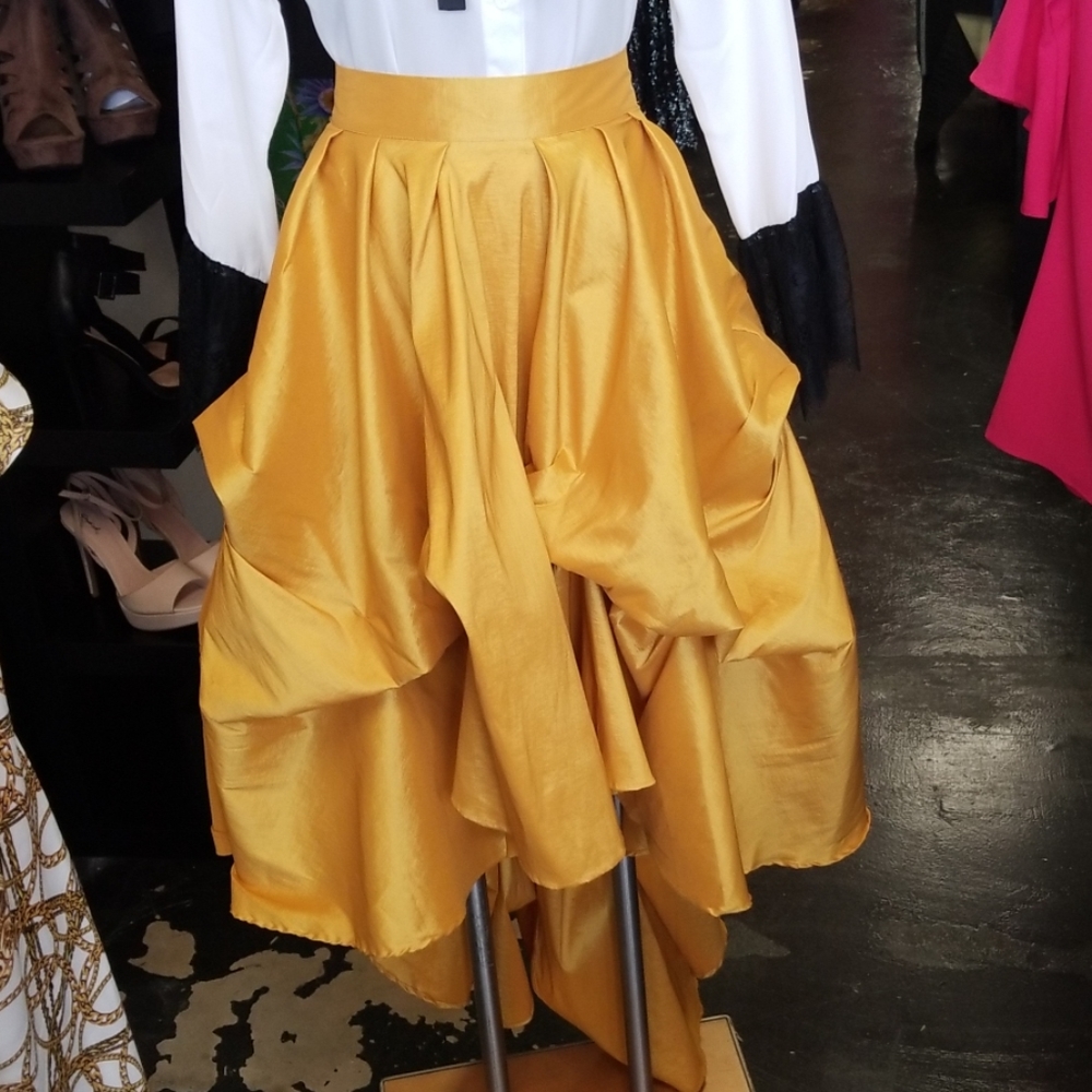 Grand Entrance Hi-Low Skirt